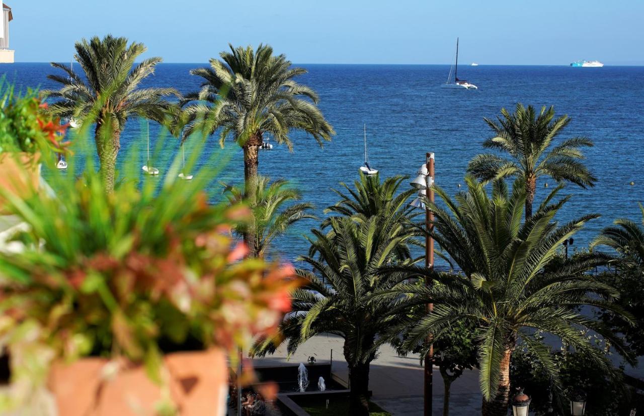 Hostal Yebisah Santa Eularia des Riu Luaran gambar