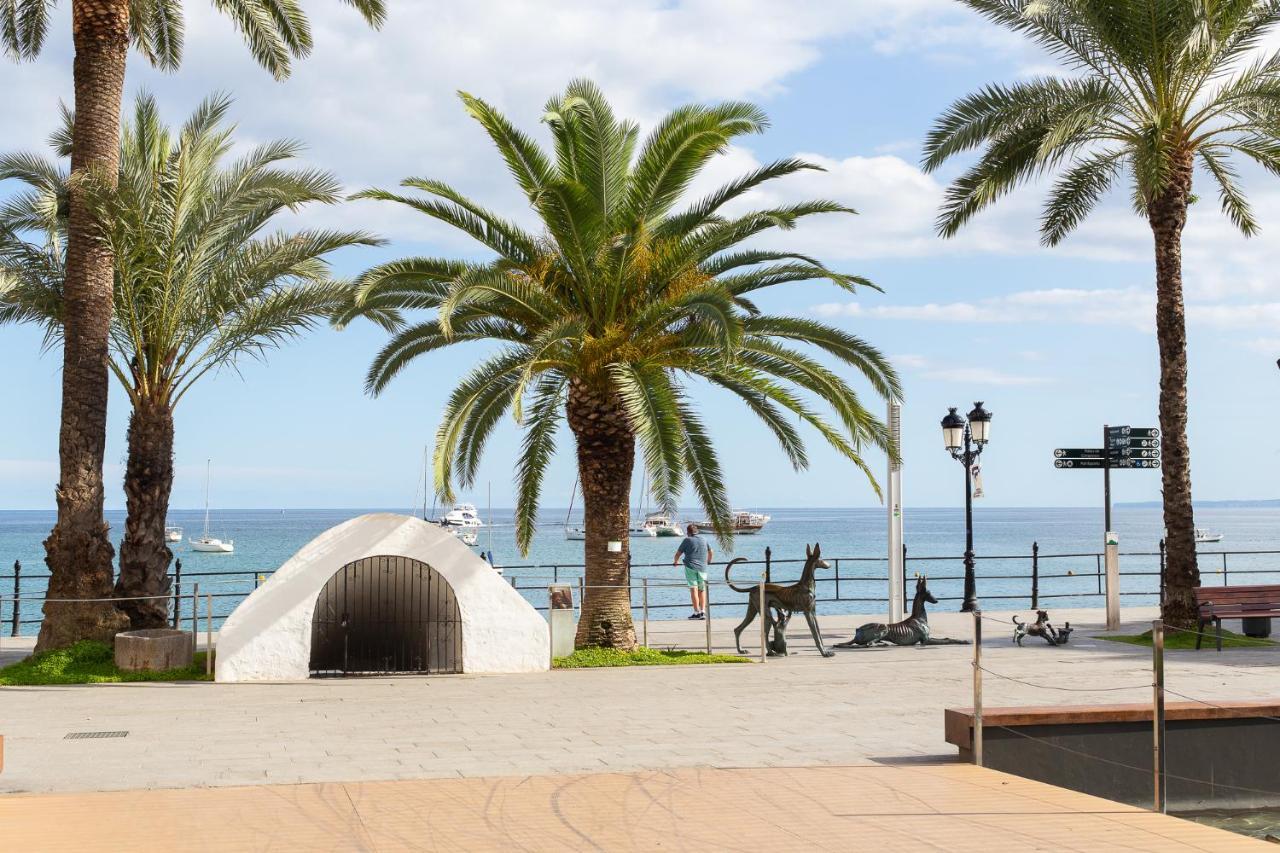 Hostal Yebisah Santa Eularia des Riu Luaran gambar