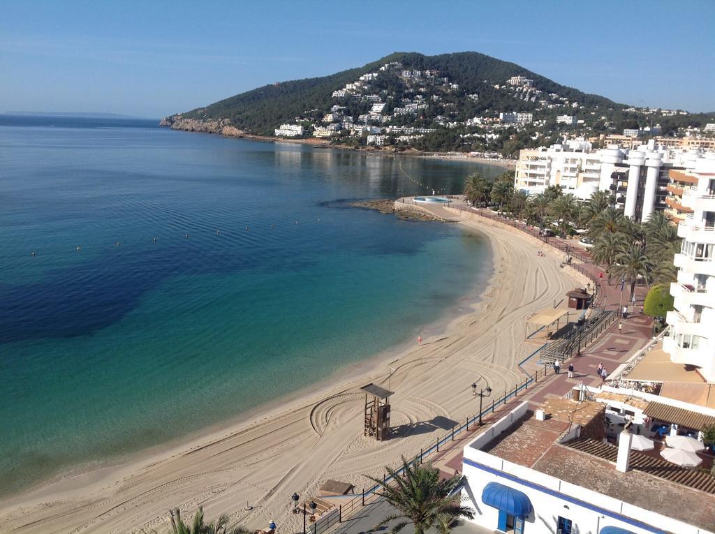 Hostal Yebisah Santa Eularia des Riu Luaran gambar