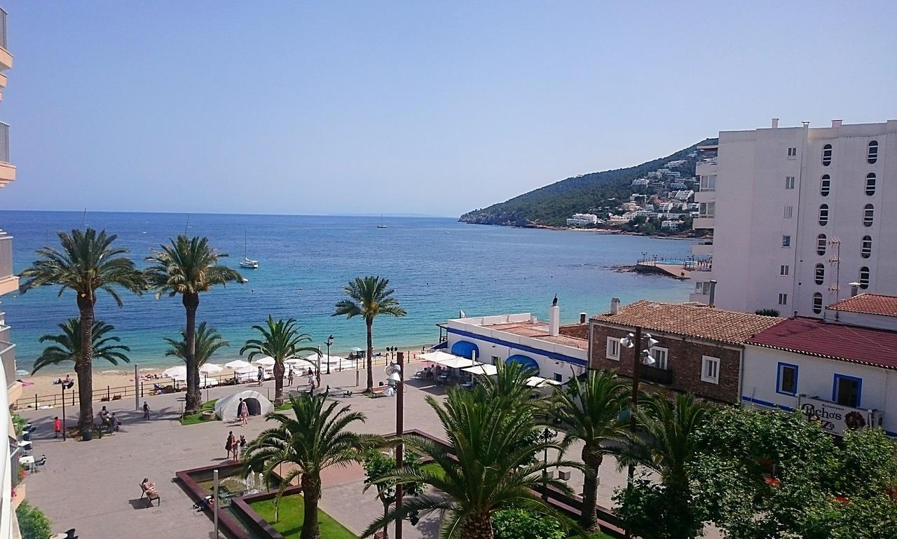 Hostal Yebisah Santa Eularia des Riu Luaran gambar